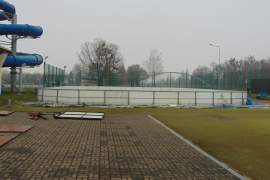 lodowisko na kortach tenisowych
