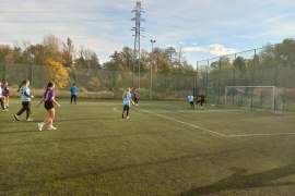 zawodniczki na boisku