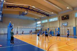 zawodniczki na boisku